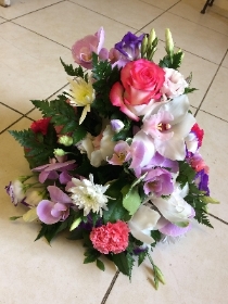 Classic Pink and White Posy