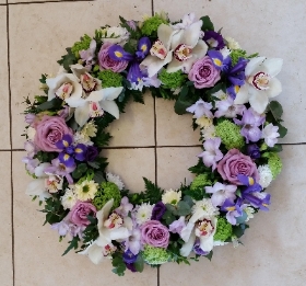 Classic Loose Wreath Lilac, Purple and White